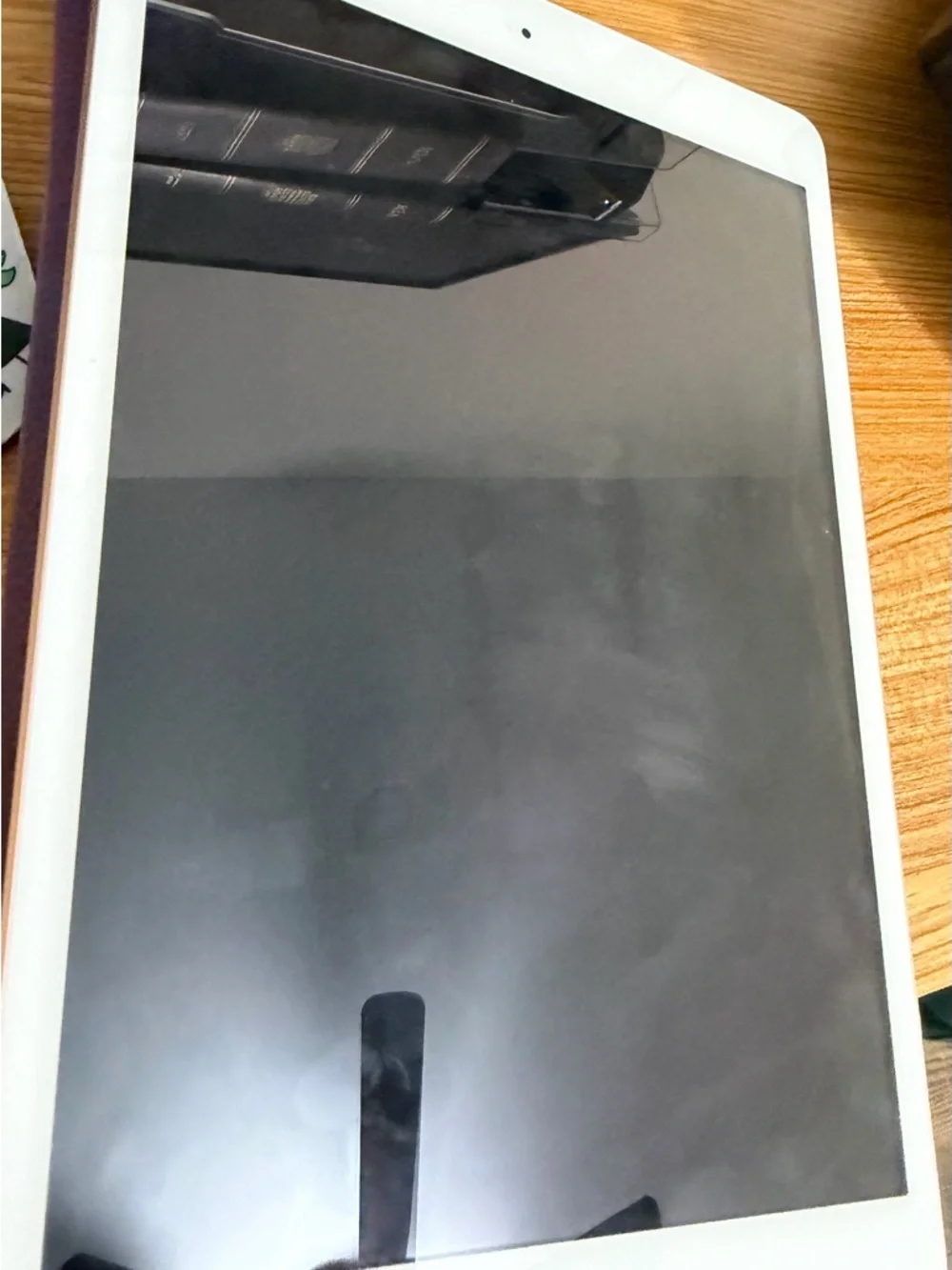 Apple iPad Tablet - Rose Gold 8th Generation